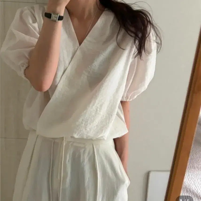 [BUNJANG] GRIP White Blouse (Size 55-66) / GRIP 랩 블라우스 화이트 55-66FREE