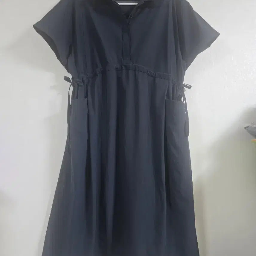 [BUNJANG] Andar AirStre Collar One-Piece Dress Navy L / 안다르 에어스트  카라형 원피스 네이비L