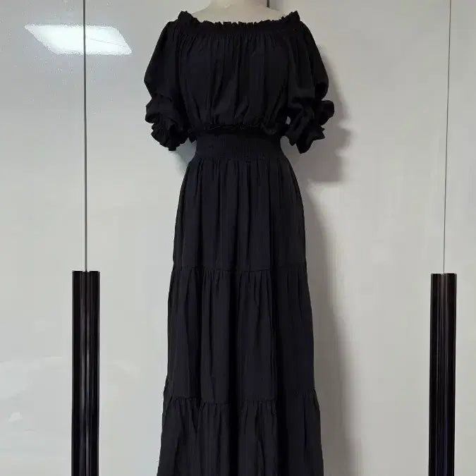 [BUNJANG] Black Off-Shoulder Long Dress / 블랙 오프숄더 롱 원피스