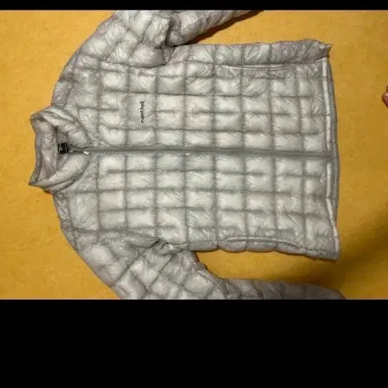 [BUNJANG] Montbell Plasma 1000 Down Jacket Light Silver M / 몽벨 플라즈마 1000 다운 자켓 라이트 실버 m사이즈