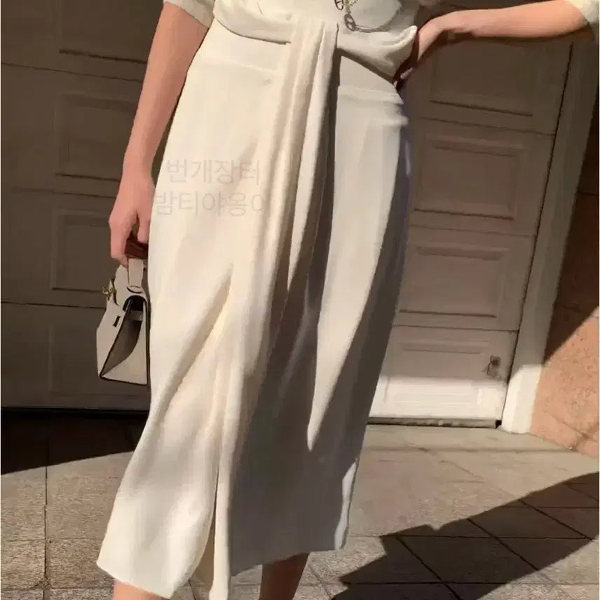 [BUNJANG] R2W Eleanor Skirt Ivory Silk Draping Shirring Long Skirt / 레디투웨어 R2W Eleanor 스커트 타이 벨트 레이어드 실키 드레이핑 셔링 롱 치마 아이보리