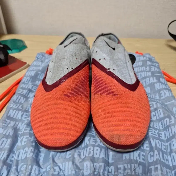 [BUNJANG] Nike Phantom 6 Elite AG Men's Football Boots 265 / 나이키 팬텀6 엘리트 ag