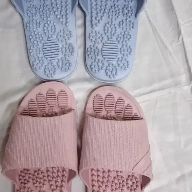 [BUNJANG] Massage Bathroom Slippers - Pink & Sky Blue (250-260) / 지압 욕실 슬리퍼 핑크 /연블루.(250~260)새상품.두켤레 5000원입니다.
