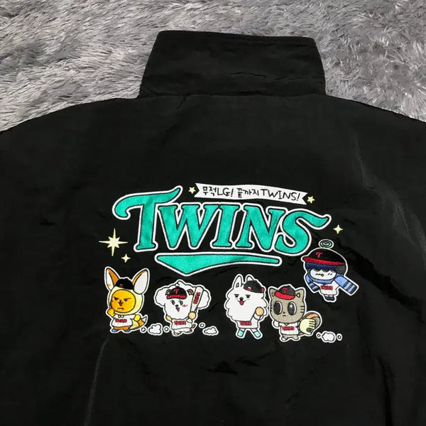 [BUNJANG] Bulbatu x LG Twins Collaboration Windbreaker Jacket (Size L, Grade A) / [[L,25년,A급] 뿔바투x LG트윈스 바람막이 자켓#523