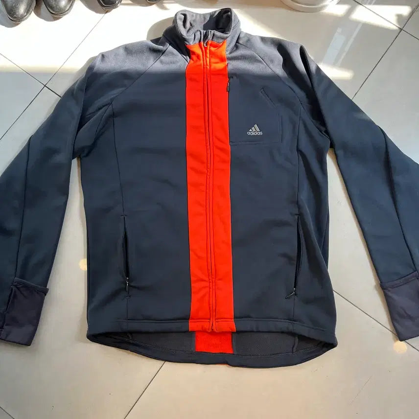 [BUNJANG] Adidas Finger Hole Track Top Jersey L/100 / 아디다스 핑거홀 트랙탑 져지 L/100