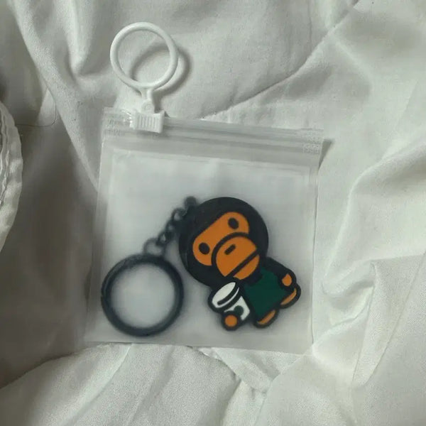 [BUNJANG] Starbucks x BAPE Baby Milo Keyring (Unused) / 스타벅스 베이프 콜라보 베이비 마일로 키링 미사용