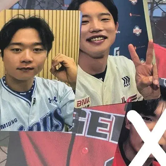 [BUNJANG] The Dugout Magazine Issue 182 Special Photocard Bundle Set (Samsung Park Seung-gyu, Lotte Hyun Do-hoon) / 더그아웃 매거진 182호 스페셜 포토카드 양도 (삼성 박승규, 롯데 현도훈 선수 포토카드)