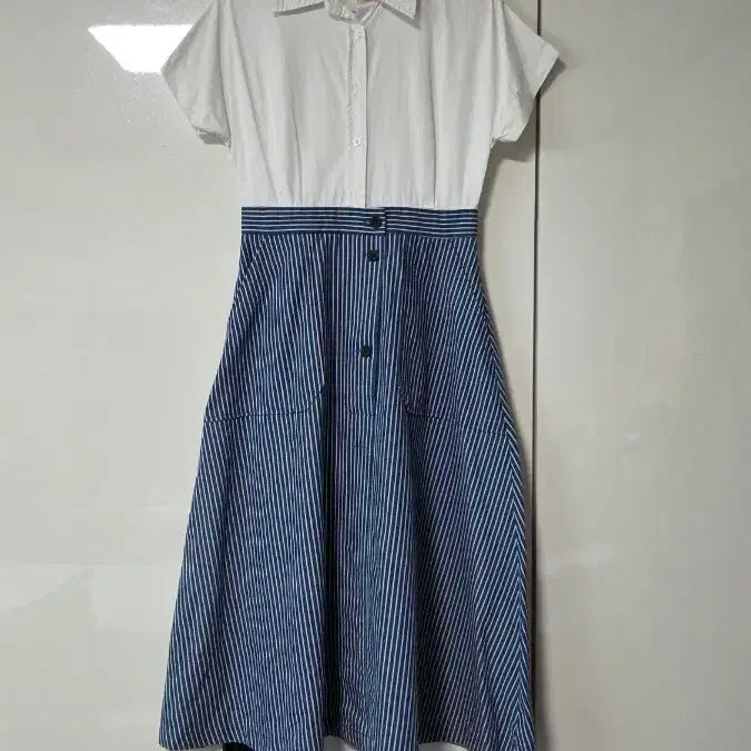 [BUNJANG] Luxury White/Navy Stripe Long Dress / 럭셜 화이트/네이비 스트라이프 롱원피스