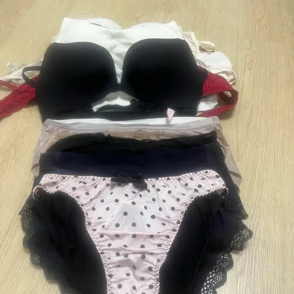 [BUNJANG] Lingerie Set - Bra & Panty Bundle / 속옷.브라.팬티 일괄 정리 마지막 (손세탁 후 배송)