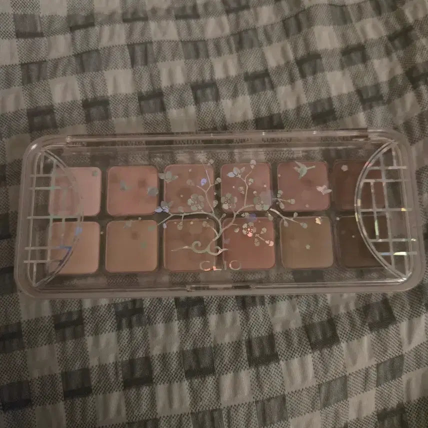 [BUNJANG] Clio Pro Eye Palette - Plum Blossom / 클리오 프로 아이 팔레트 매화빛댕기
