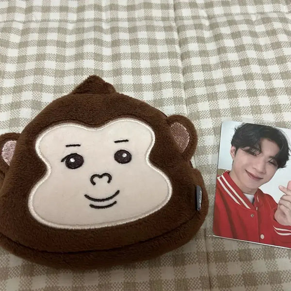[BUNJANG] ONF ONCOMISZ Warrila Wyatt Face Pouch / 온앤오프 온꼬미즈 와릴라 (와이엇) 얼굴파우치