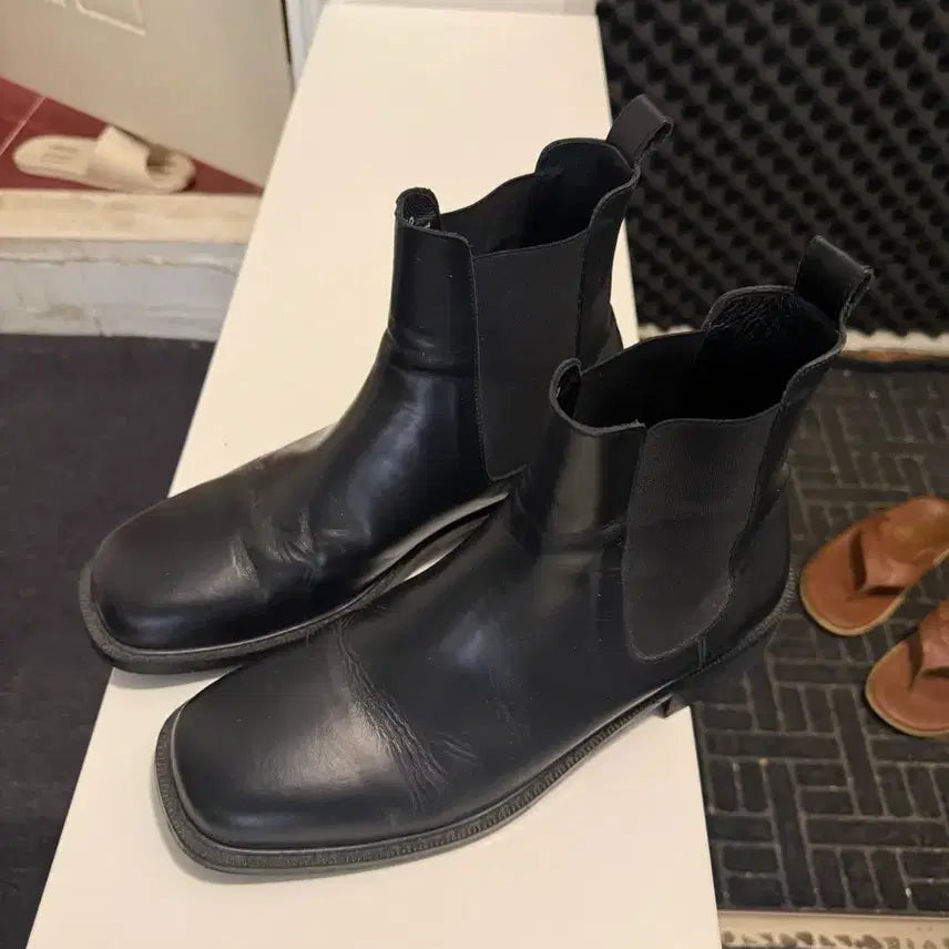 [BUNJANG] Lost Garden Chelsea Boots Size 250 / 로스트가든 첼시부츠 250