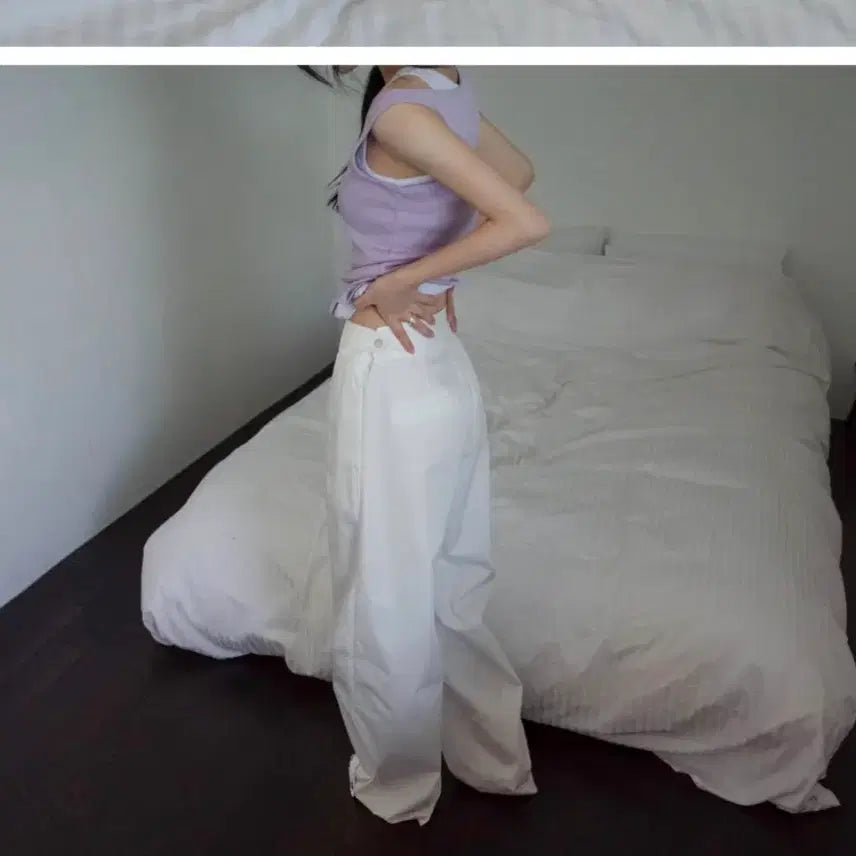 [BUNJANG] DEMOOR Crissy Bizot Nylon Cutout Pants / 드무어 [DEMOOR] 크리시 비조 나일론 절개 팬츠