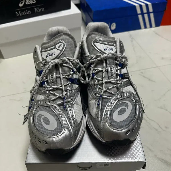 [BUNJANG] Asics Gel-Nimbus 10.1 Invincible Running Shoes (280mm) / 아식스 젤님버스 10.1 인빈시블 280