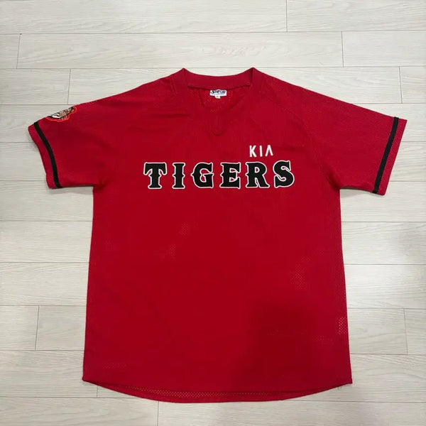 [BUNJANG] Kia Tigers Old Away Jersey No Marking Size 100 / 기아타이거즈 올드 원정 유니폼 노마킹 100호