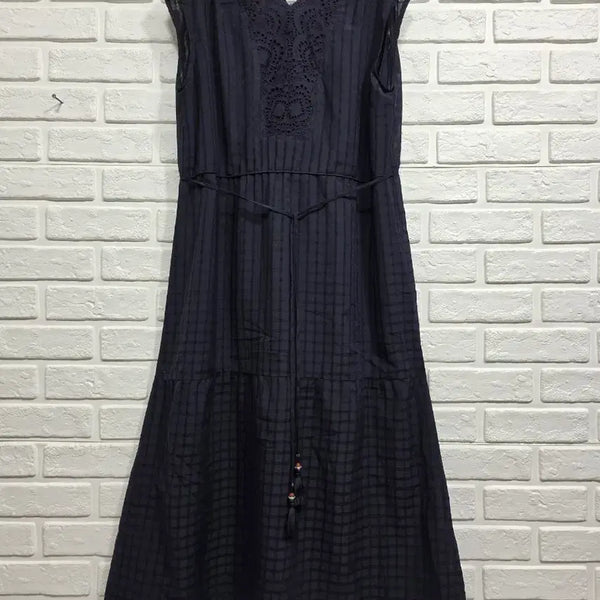 [BUNJANG] Olivia Lauren 2022 Punch Embroidery Dress 100 / 2022년 올리비아로렌 펀칭자수 원피스 100