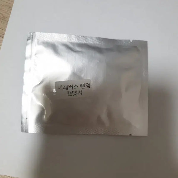 [BUNJANG] Vocaloid SeeU Serenade Universe Random Can Badge / 보컬로이드 시유 유니 세레나데 유니버스 랜덤  캔뱃지