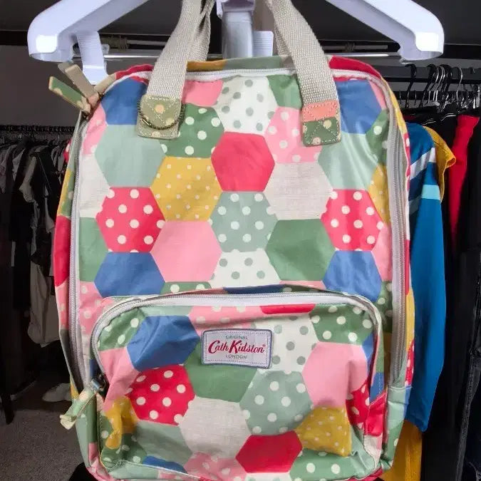 [BUNJANG] Cath Kidston Hexagon Pattern Backpack / 캐스키드슨 헥사곤 패턴 백팩