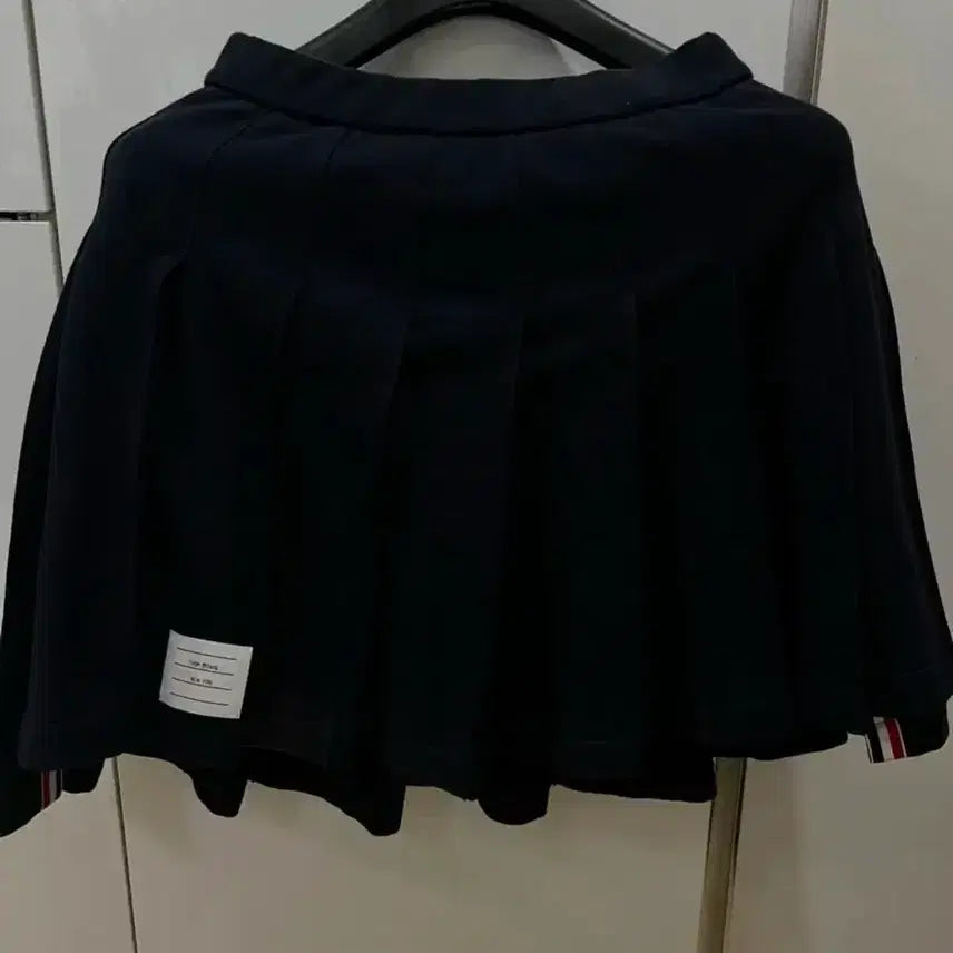 [BUNJANG] Thom Browne Pleated Skirt Size 44 (Fits 55-77) / 톰브라운 플리츠 치마 66~77