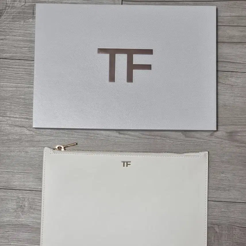 [BUNJANG] Tom Ford Beauty Pouch / 톰포드 뷰티 파우치
