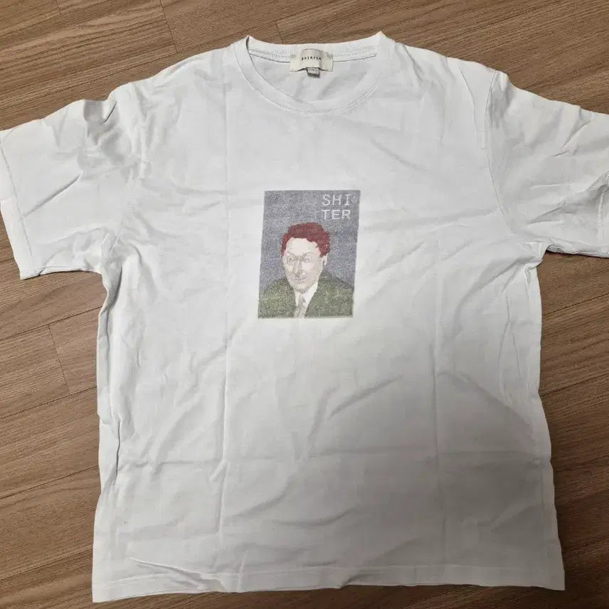 [BUNJANG] Shutter Library Curator Short-Sleeved T-shirt / 셔터 라이브러리 큐레이터 반팔티