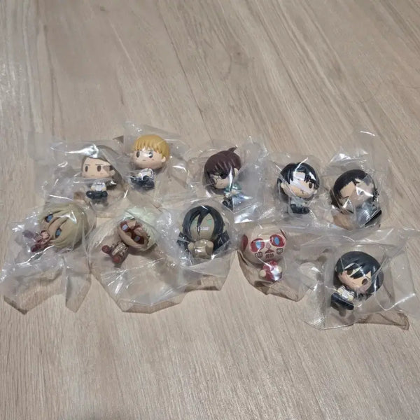 [BUNJANG] Attack on Titan Chokonokko Figure Full Set (10 Types, Sealed) / [미게봉]진격의거인 제일복권 초코노코 피규어 10종 일괄 풀세트