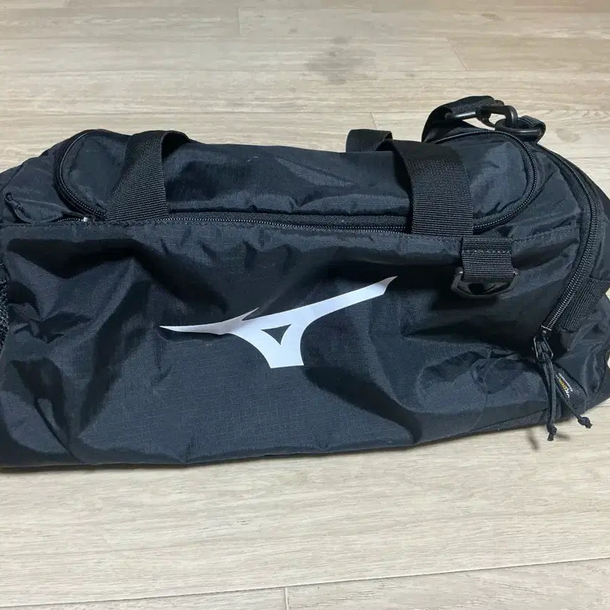 [BUNJANG] Mizuno Duffel Bag / 미즈노 더플백