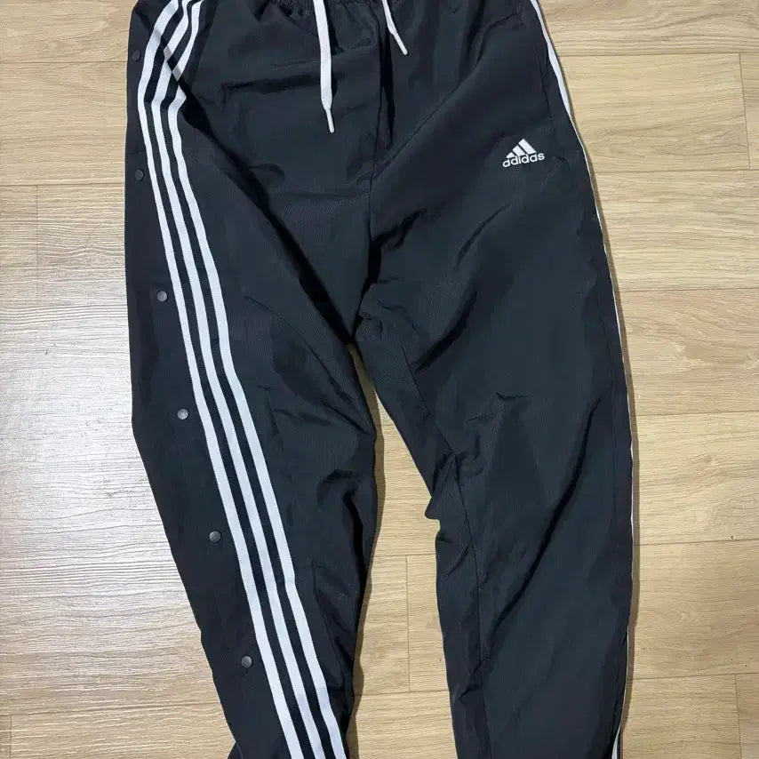 [BUNJANG] Adidas Three Stripe Snap Track Pants Black / 아디다스 삼선 스냅 트랙 팬츠 블랙