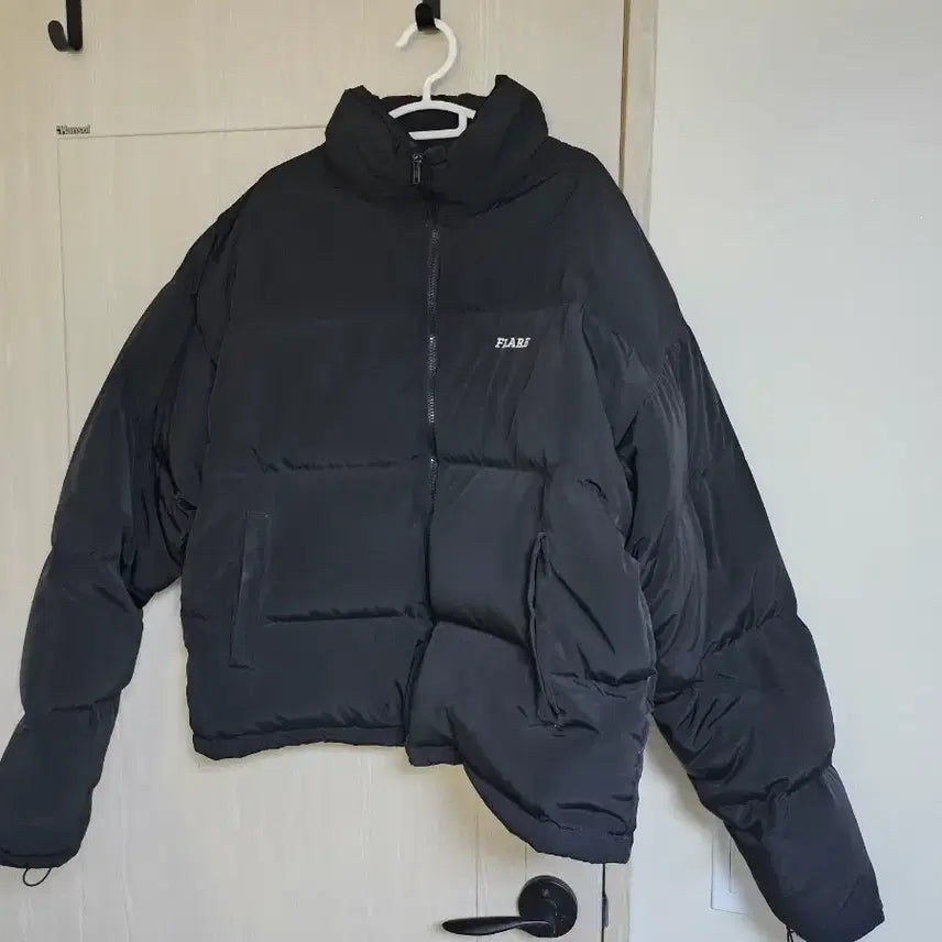 [BUNJANG] Flare Up Oversized Duck Down Short Padding Black / 플레어업 오버핏 덕다운 숏패딩 블랙