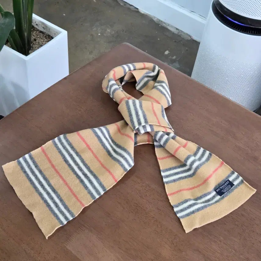 [BUNJANG] Burberry Kids Icon Stripe Lambswool Scarf OS / 버버리 키즈 아이콘 스트라이프 램스울 머플러 OS