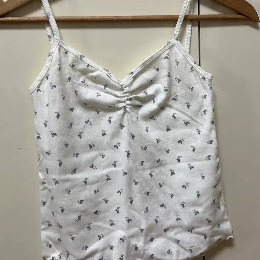 [BUNJANG] Mini Po Floral Sleeveless Top / (새상품!)미니포에 꽃무늬 나시