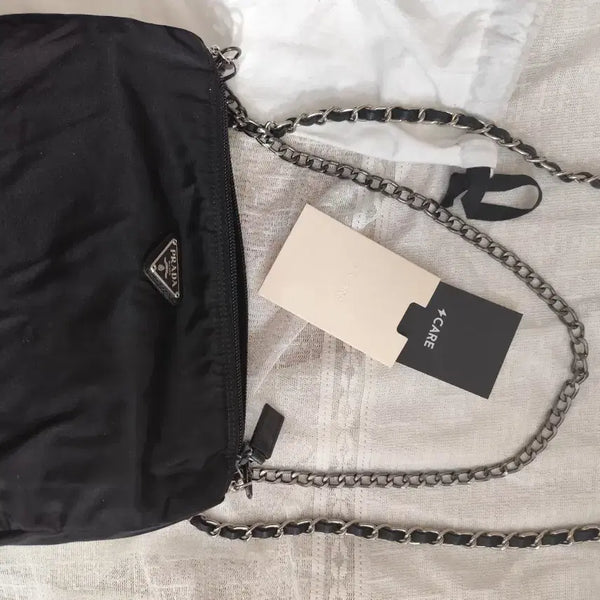 [BUNJANG] Prada Pocono Nylon Pouch Black Shoulder Crossbody Bag / 프라다 파우치 블랙 숄더 크로스백 나일론 포코노