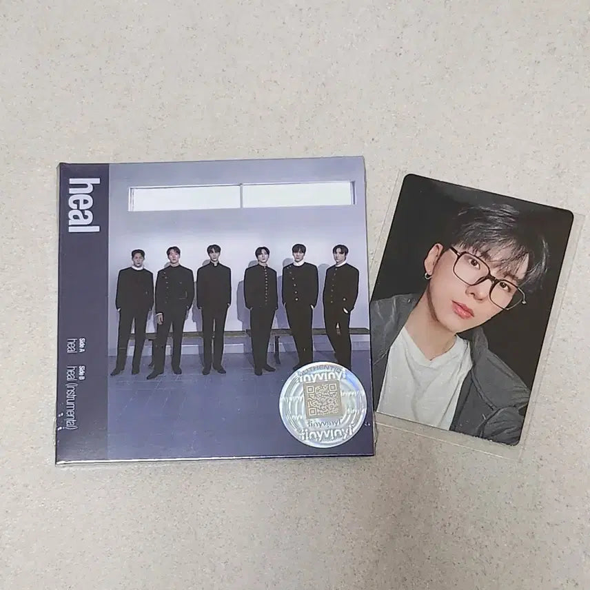 [BUNJANG] MONSTA X UNIVERSE Unfold Mini Vinyl LP (Sealed) + Kihyun Nerd Photocard / 몬스타엑스 언폴드 미니 lp 바이닐 미개봉+너드포카 기현