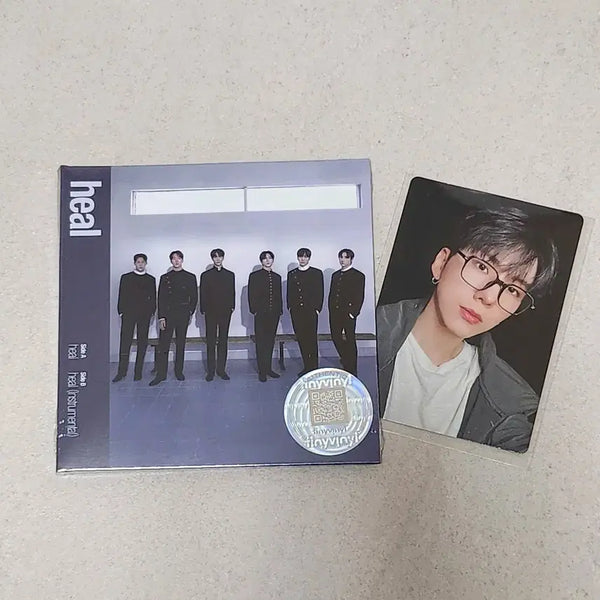 [BUNJANG] MONSTA X UNIVERSE Unfold Mini Vinyl LP (Sealed) + Kihyun Nerd Photocard / 몬스타엑스 언폴드 미니 lp 바이닐 미개봉+너드포카 기현
