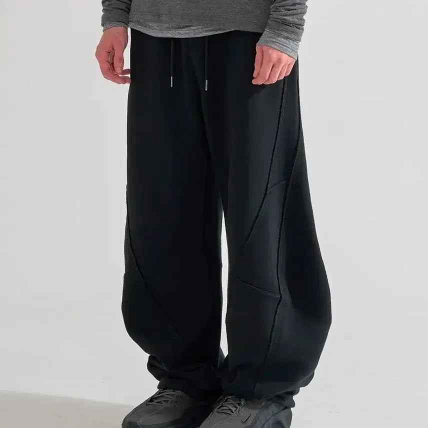 [BUNJANG] Jooang Homme Twisted Sweatpants (Black) / 주앙옴므)트위스트 스웻 팬츠 (블랙)