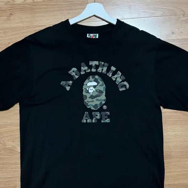 [BUNJANG] BAPE Camo College T-Shirt Black L / 베이프 반팔티 카모 컬리지 블랙 L