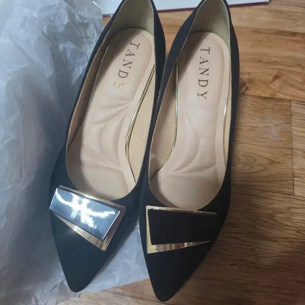 [BUNJANG] Tandy Women's Black Heels with Gold Buckle - 240 / (새제품)탠디 여성 구두 블랙 금장 장식 240