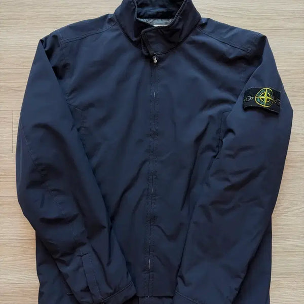 [BUNJANG] Stone Island Primaloft Windbreaker Jacket - Size M / 정품)스톤아일랜드 프리마로프트 바람막이 m(100)