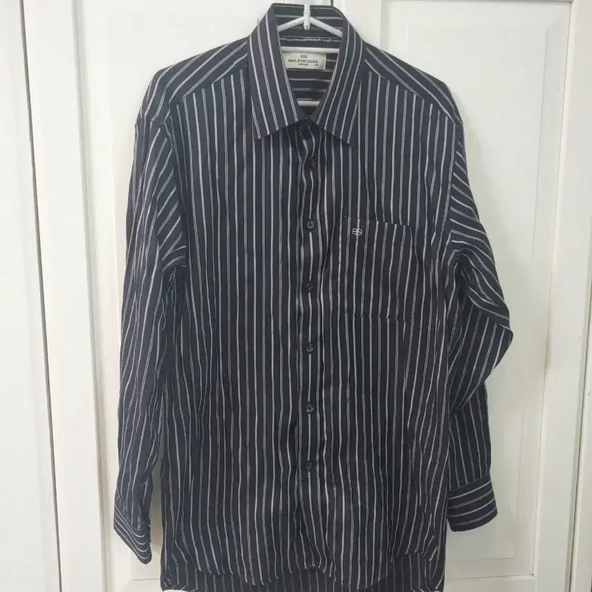 [BUNJANG] Balenciaga Men's Striped Shirt (Size 95) / 발렌시아가 남성  정품 스트라이프 셔츠 -95사이즈