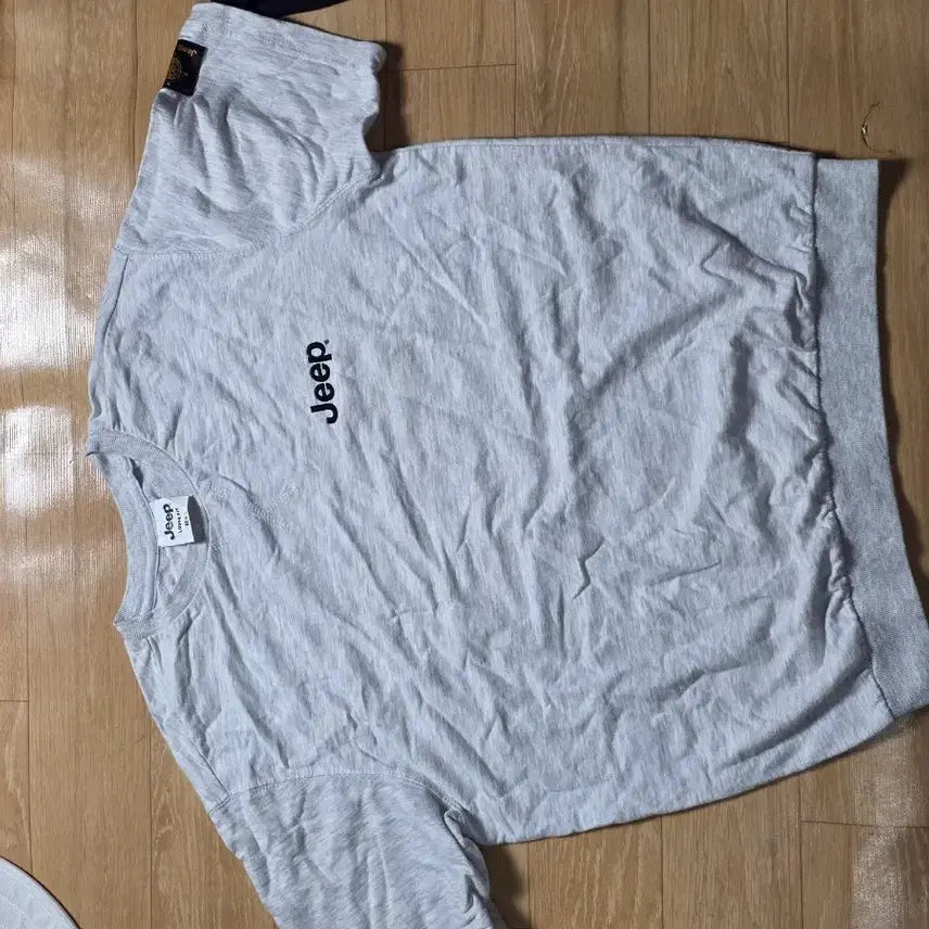 [BUNJANG] Jeep Short Sleeve T-Shirt Grey / S. 90.지프 반팔 티셔츠 그레이