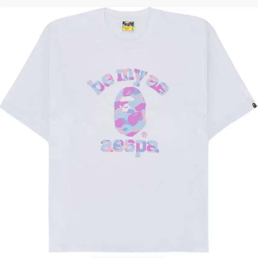 [BUNJANG] A Bathing Ape x aespa College Relaxed Fit T-Shirt White / 베이프 x 에스파 컬리지 릴렉스드 핏 티셔츠 화이트