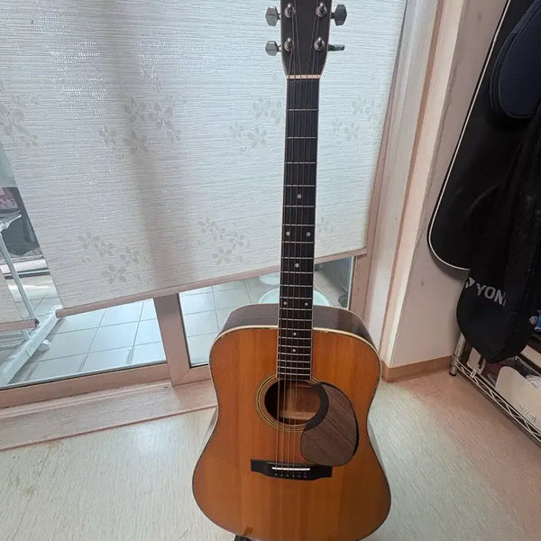 [BUNJANG] Morris W30 Acoustic Guitar Natural / 모리스 통기타 내추럴 색상 W30