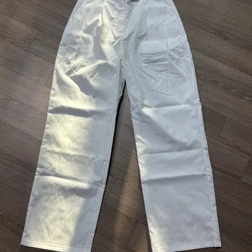 [BUNJANG] Nomelliet Baker Nylon Pants White Size 1 / 노멜렛 베이커 나일론 팬츠 화이트 1사이즈