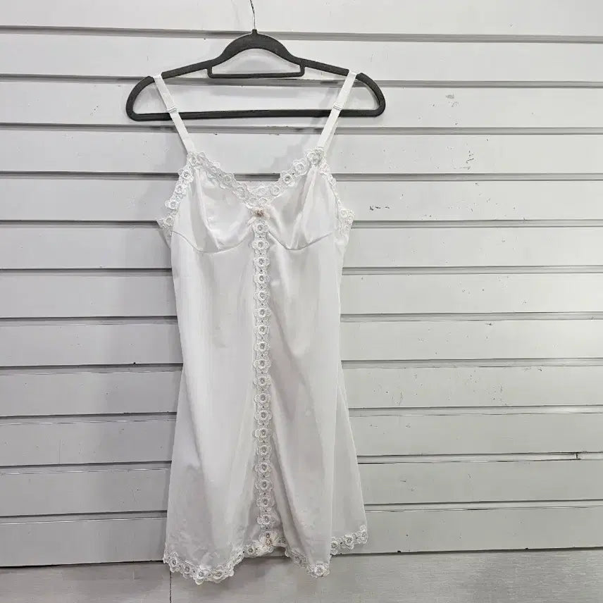 [BUNJANG] White Lace Trimmed Cami Slip - Size 55 / 화이트  레이스장식 끈 슬립 55/보물찾기천사