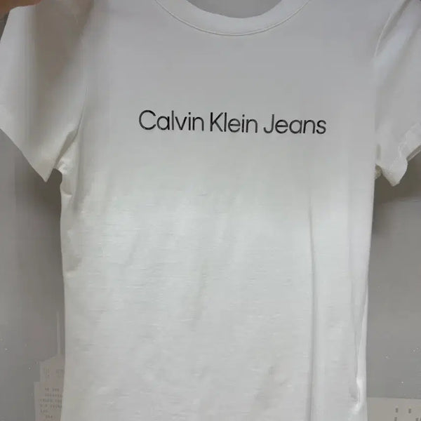 [BUNJANG] Calvin Klein Jeans White Short-Sleeve T-Shirt / 캘빈클라인진스 반팔 티셔츠 화이트