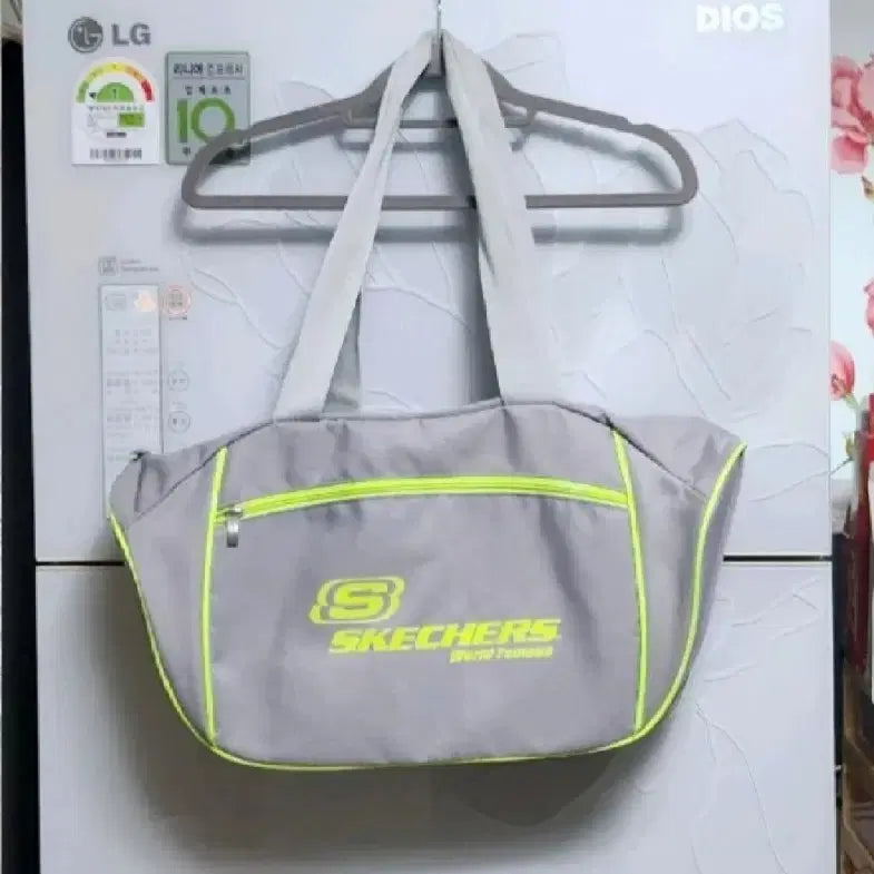 [BUNJANG] Skechers Sports Shoulder Bag / 스케쳐스 운동가방/스포츠숄더백
