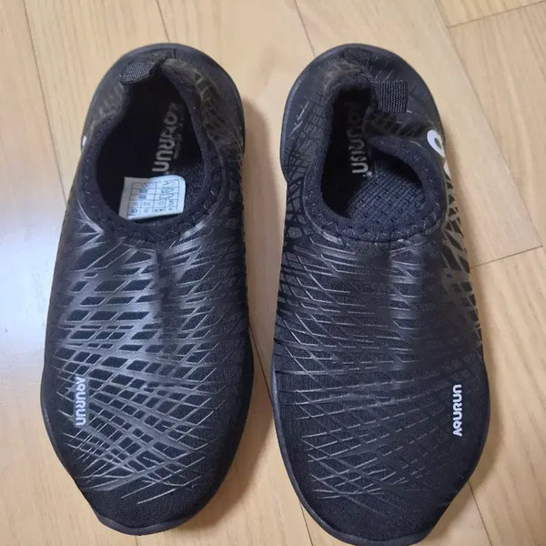 [BUNJANG] Acurun Aqua Shoes Size 220 / 아쿠런 아쿠아슈즈220