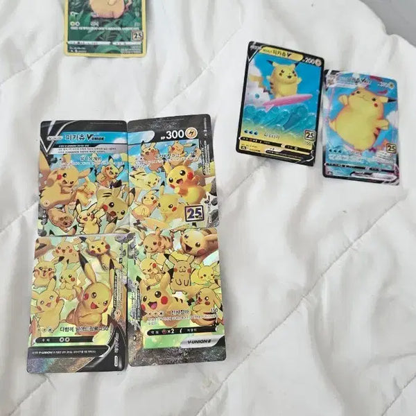 [BUNJANG] Pikachu 25th Anniversary Card Set / 피카츄 25 주년 일과 판매 엄청 싸게 줌