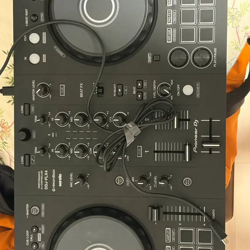 [BUNJANG] Pioneer DJ DDJ-FLX4 Controller / Pioneer DJ DDJ-FLX4 컨트롤러