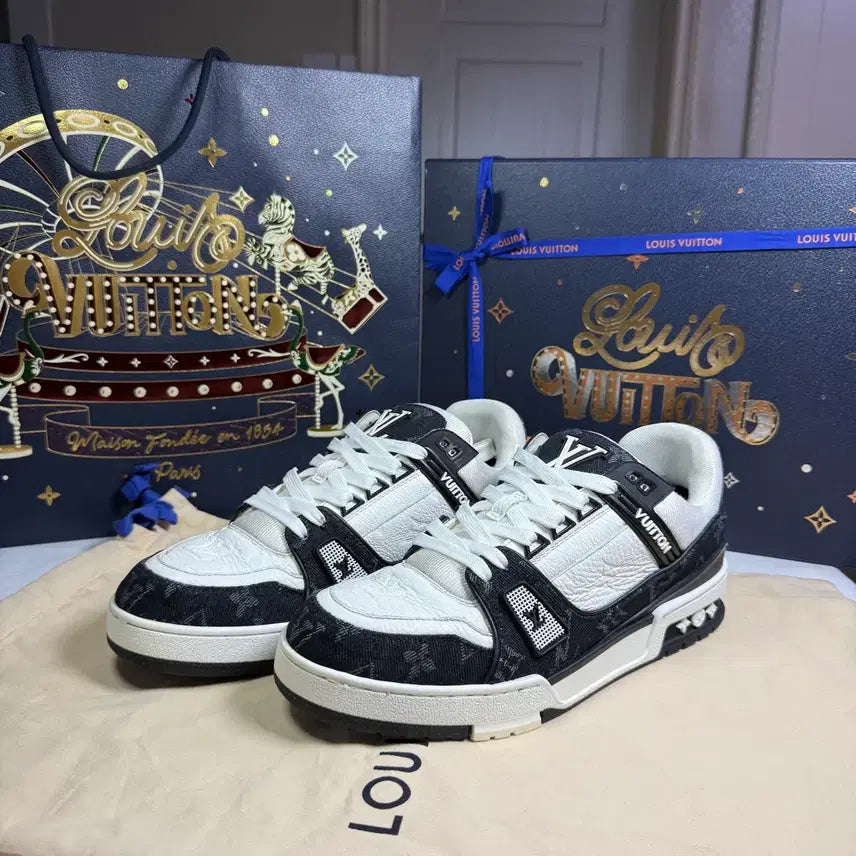 [BUNJANG] Louis Vuitton LV Monogram Trainer Denim Black Sneakers Size 6 / { 6 / 풀구성 / 24SS } 루이비통 LV 모노그램 트레이너 데님 블랙 스니커즈